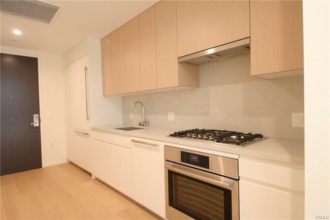 Building Photo - 877 Francisco St