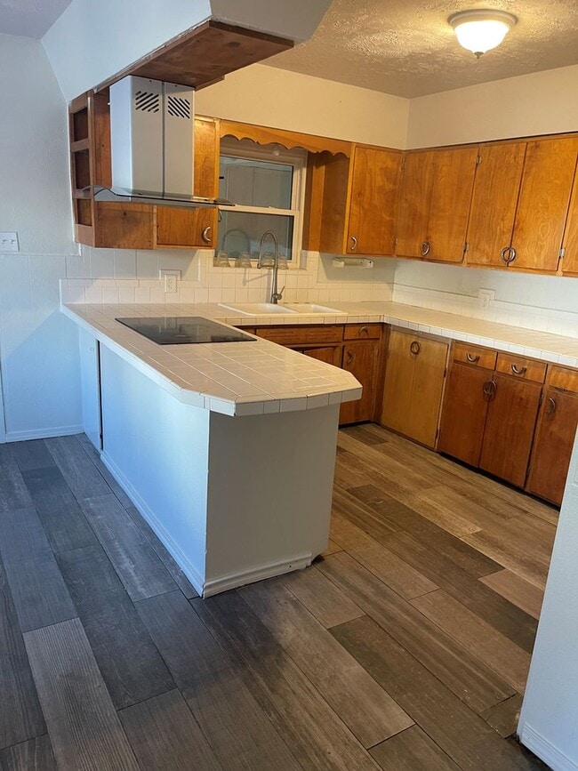 Photo - 103 W 1st St Unit 103-A