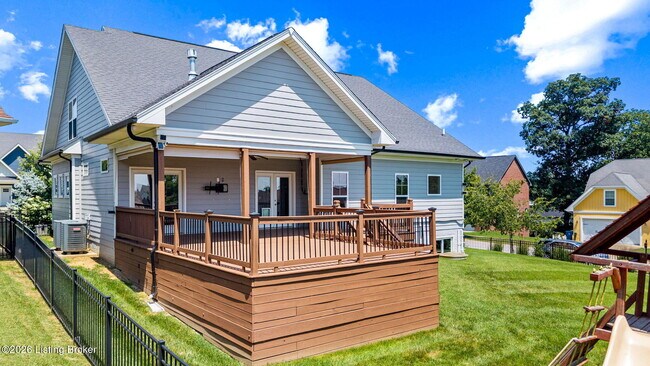 Photo - 825 Artisan Pkwy