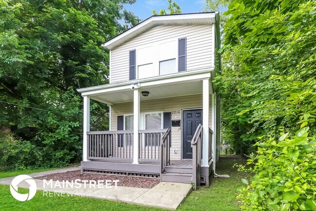 Photo - 2216 W Main St