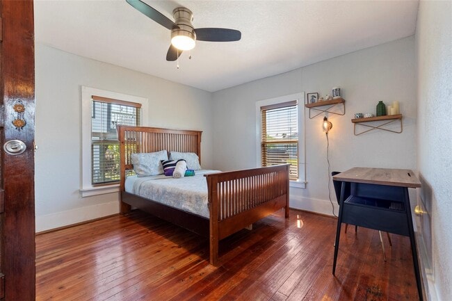 Building Photo - 2216 Grover Ave