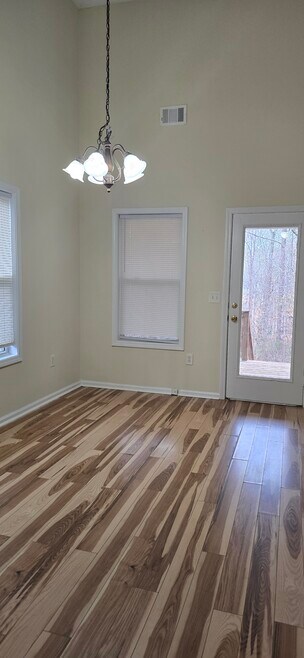 85 Cashew Ct