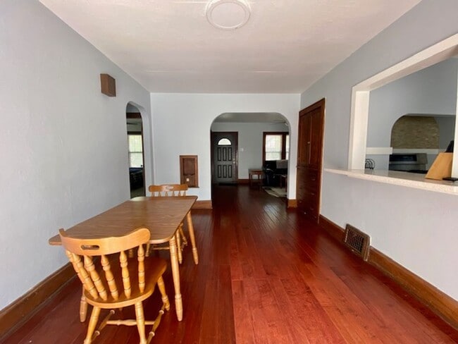 Photo - Charming 2 Bedroom 1 Bath Single Family Home!