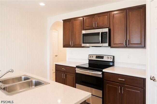 Photo - 337 SW 30th Ave