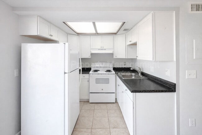 Photo - 4479 Frankie Ct