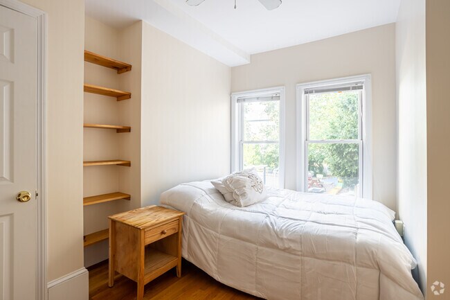 2BR, 1BA - Cogswell Avenue