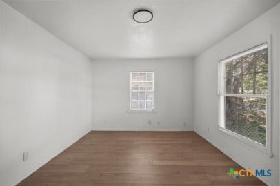 Building Photo - 1404 Mulford St Rental