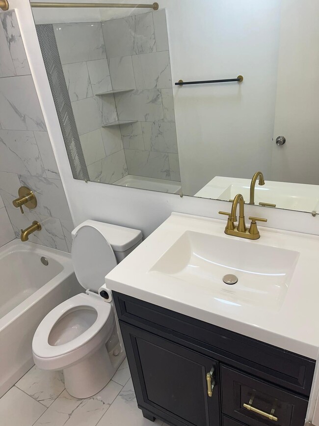 Photo - 13701 Modrad Way Unidad 13