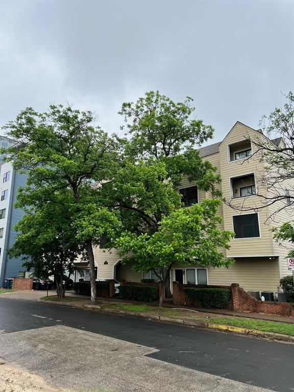 Building Photo - 2510 San Gabriel St Unit 301