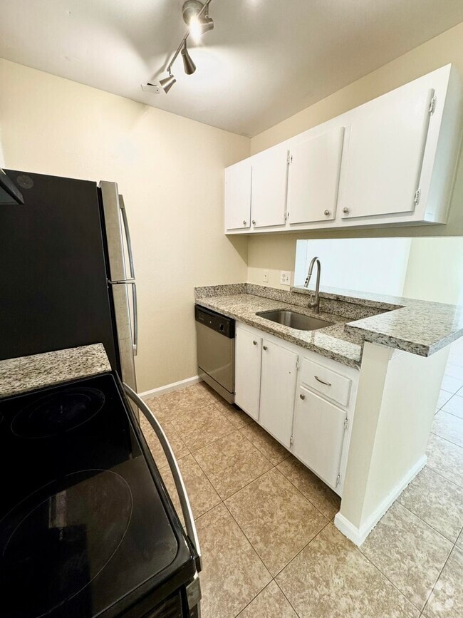 Building Photo - 1500 N Congress Ave Unit A209 Rental