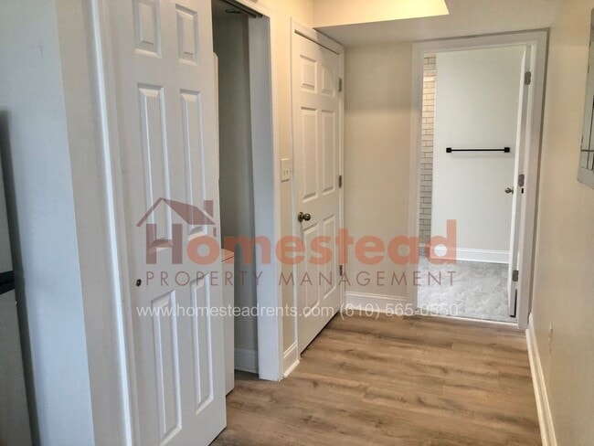 Photo - 137 E Spring Ave Unit Apt 2R