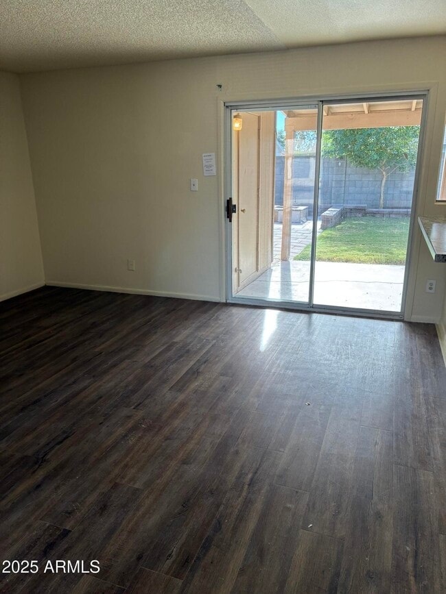 Photo - 2205 W Curry St