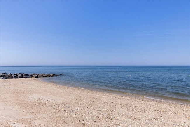 Photo - 52 Summit Dr