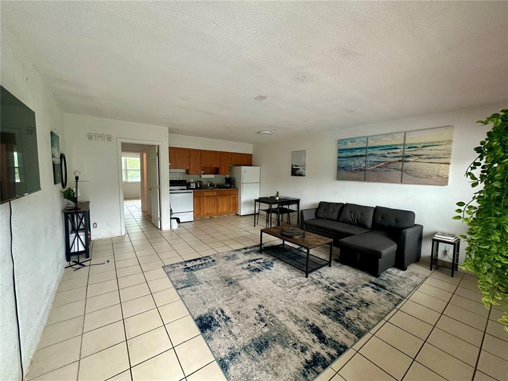 Photo - 3100 NE 9th St Apartments Unit 1