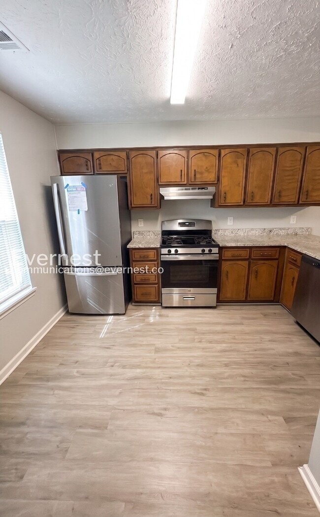 Photo - 102 Palisades Pointe