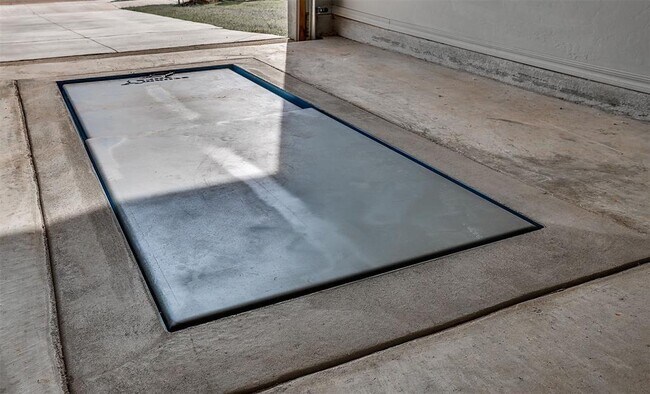 Photo - 1826 Taines Turn