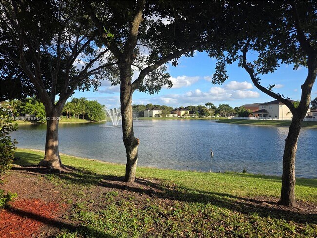 Photo - 16643 SW 80th Terrace