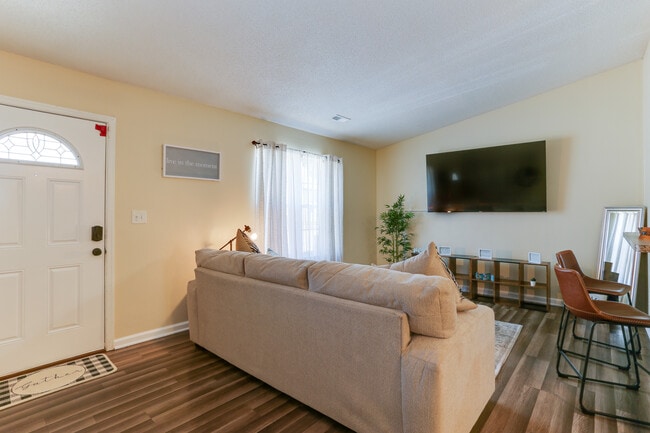 Photo - Peregrine House