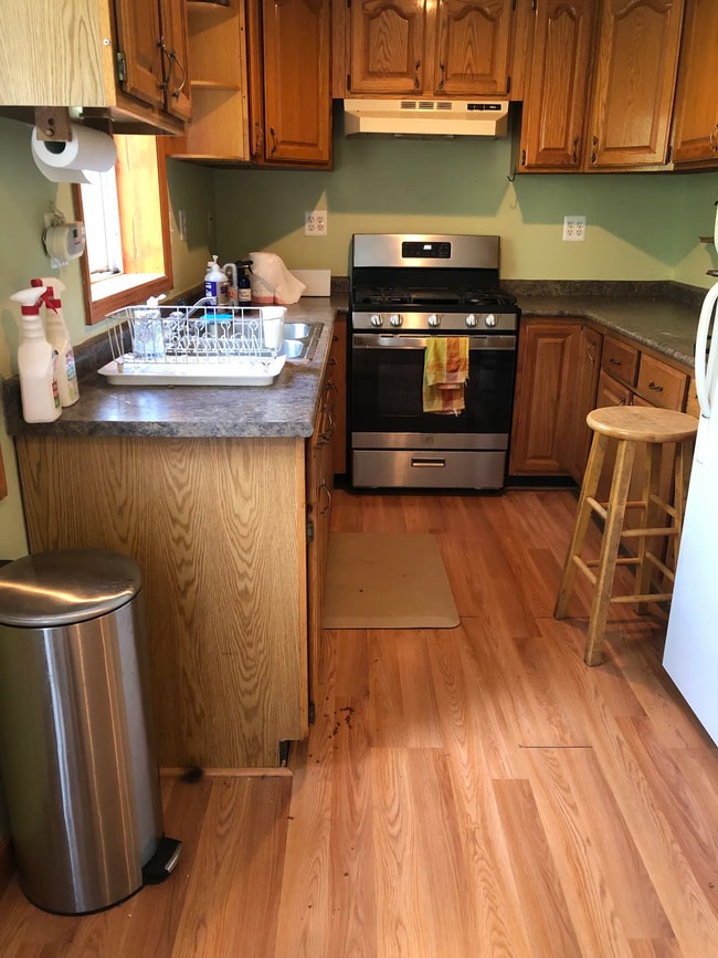 kitchen - 308 Old Kings Hwy Unit Forest Studio and Garden