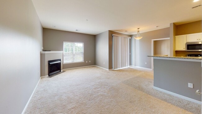 Photo - Second Floor Front Facing 2 Bedroom in a G...