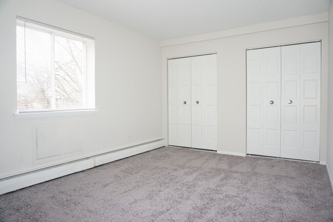 Photo - Bishop Hill Apartments