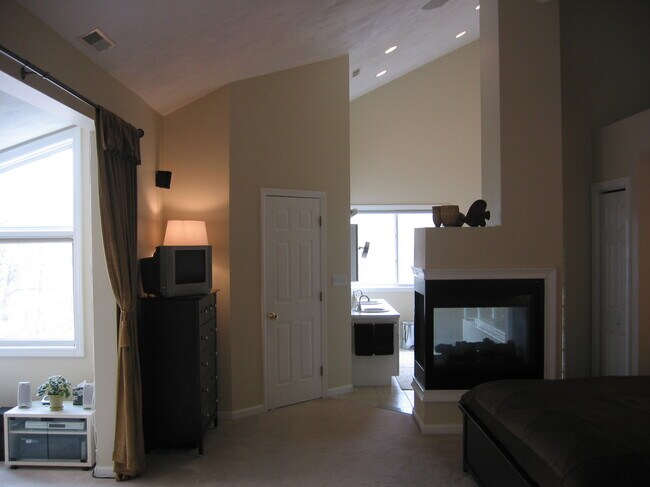 Photo - 4 Good Hope Ln