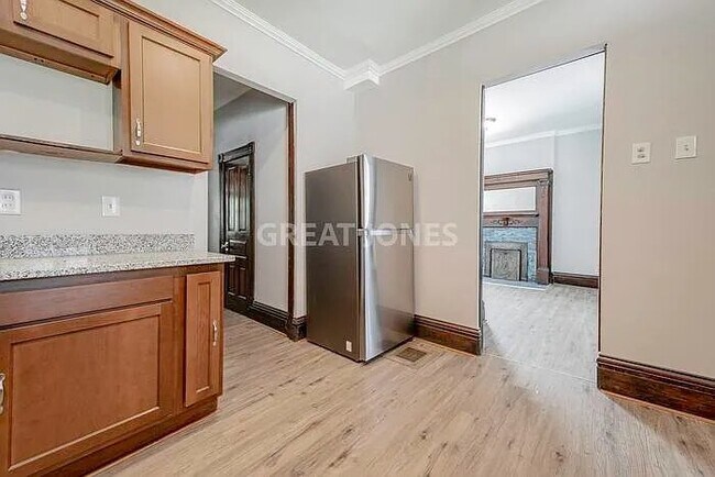 Photo - 5441 Enright Ave