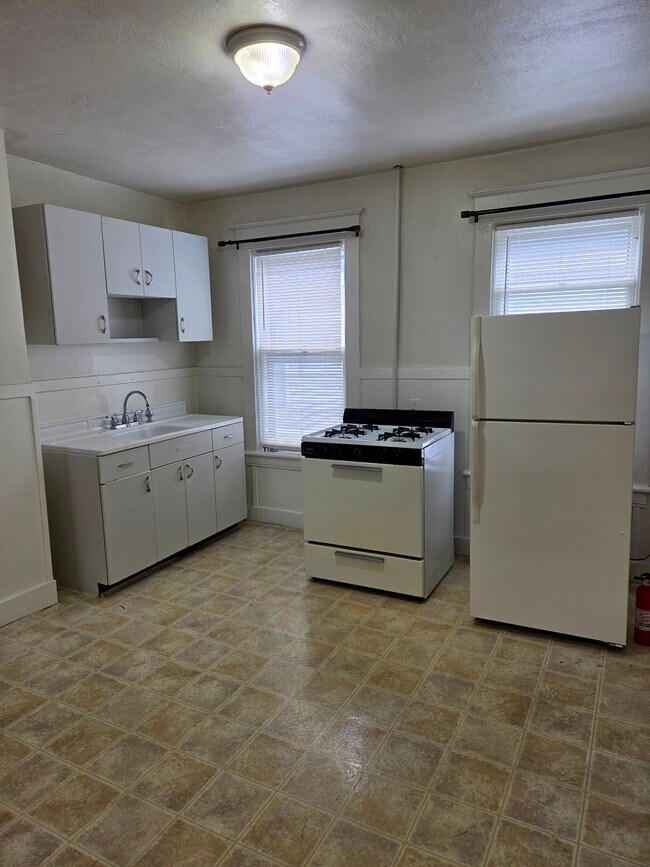 Photo - 1751 Eastern Pky Unit Apt 3