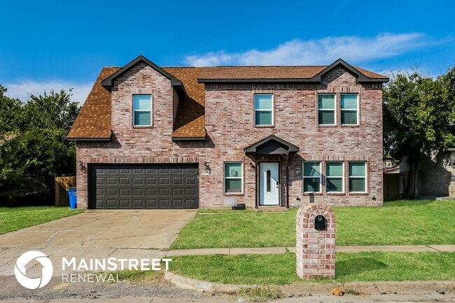 Building Photo - 14908 Oakwood Ln