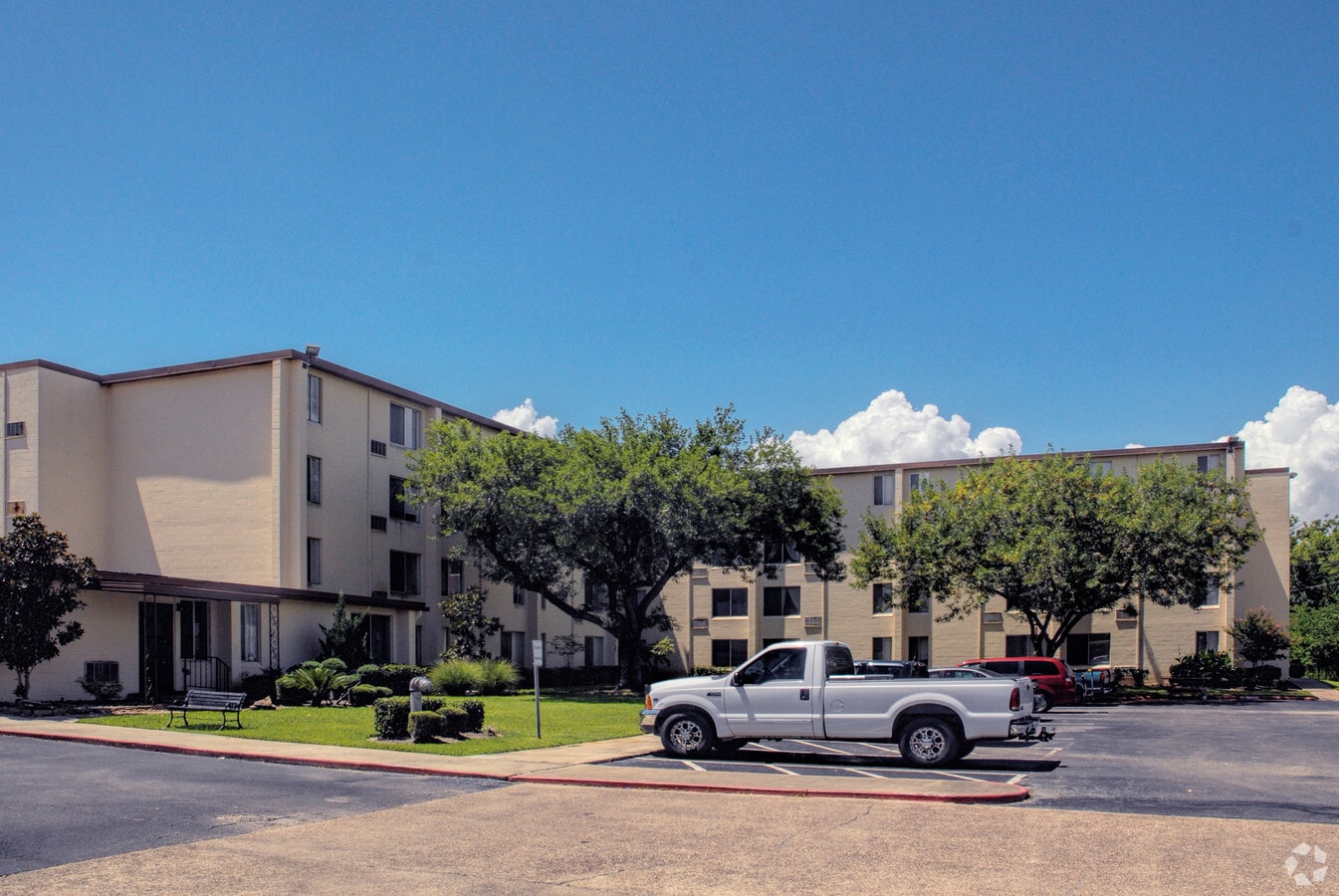 Photo - Centennial Square Apartments
