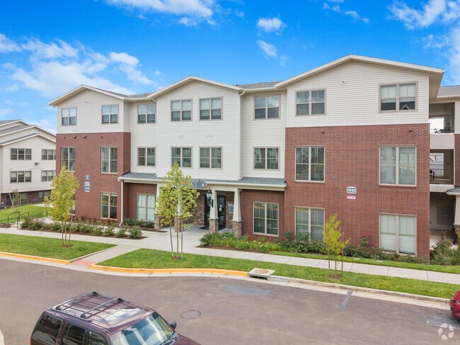 Building Photo - Yugo Corvallis Domain Rental
