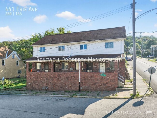 Photo - 441 Erie Ave
