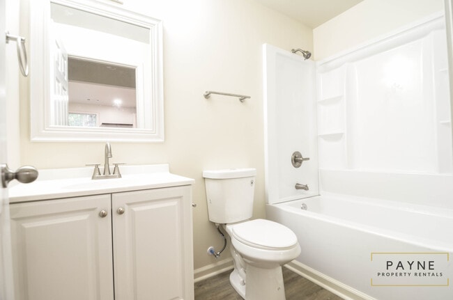 Photo - 1210 Zuber St