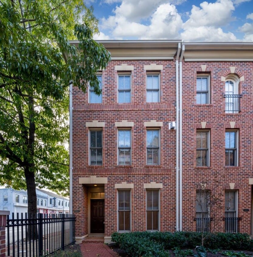 Photo - 2335-1 Boston St. - Great 3 bed, 3 bath Townhouse  in Canton
