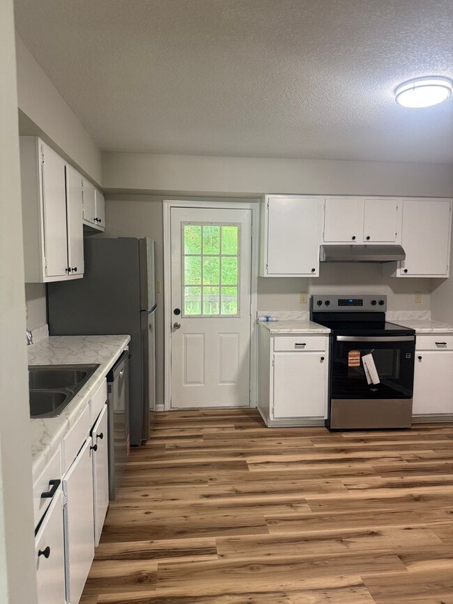 Building Photo - Mesa Dr 4304 Unit A