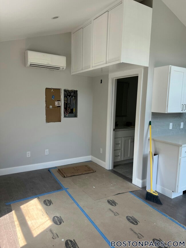 Photo - 328 Bank St Unidad 19