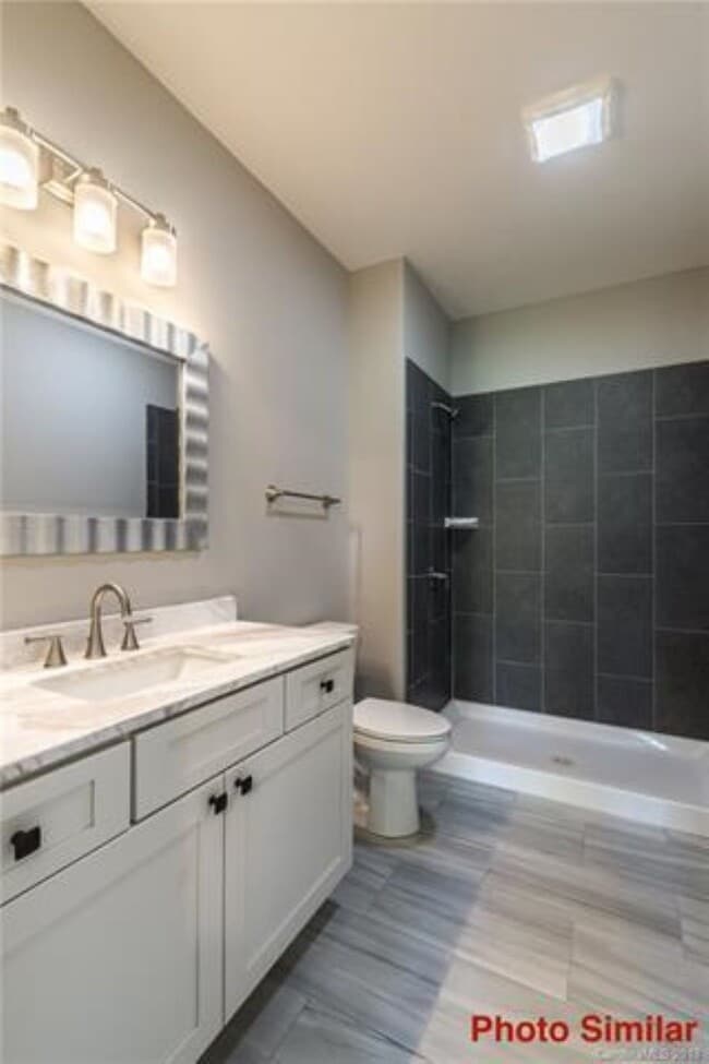 Main en suite Bathroom - 124 Foxden Dr Unidad 202
