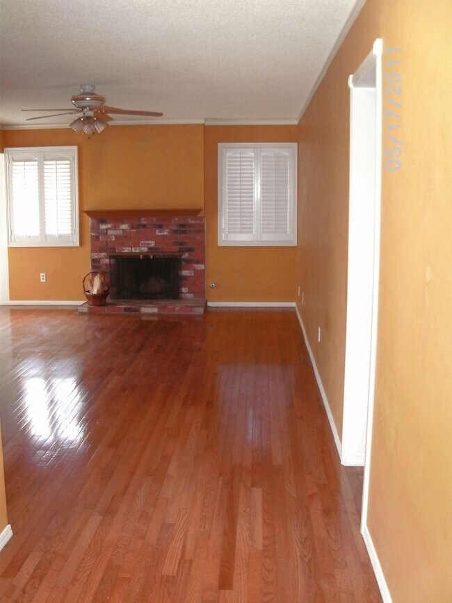Photo - 1113 W. Hickory Avenue