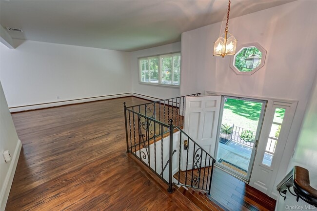 Photo - 26 Valleywood Rd