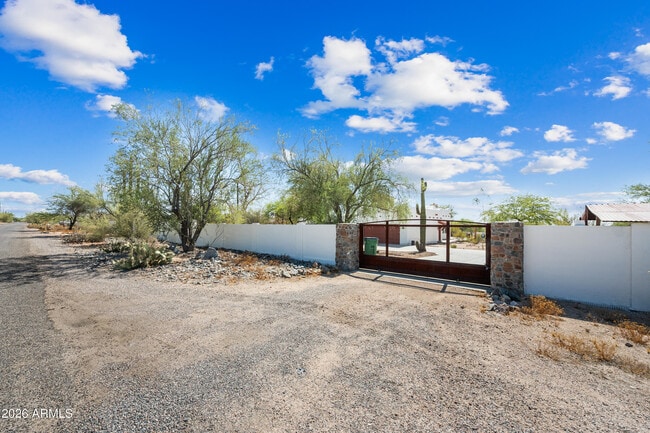 Building Photo - 35030 N 51st St