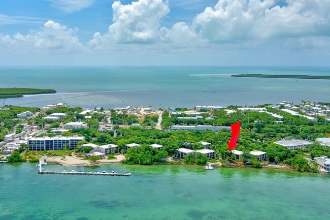 Building Photo - The Keys Living Rental