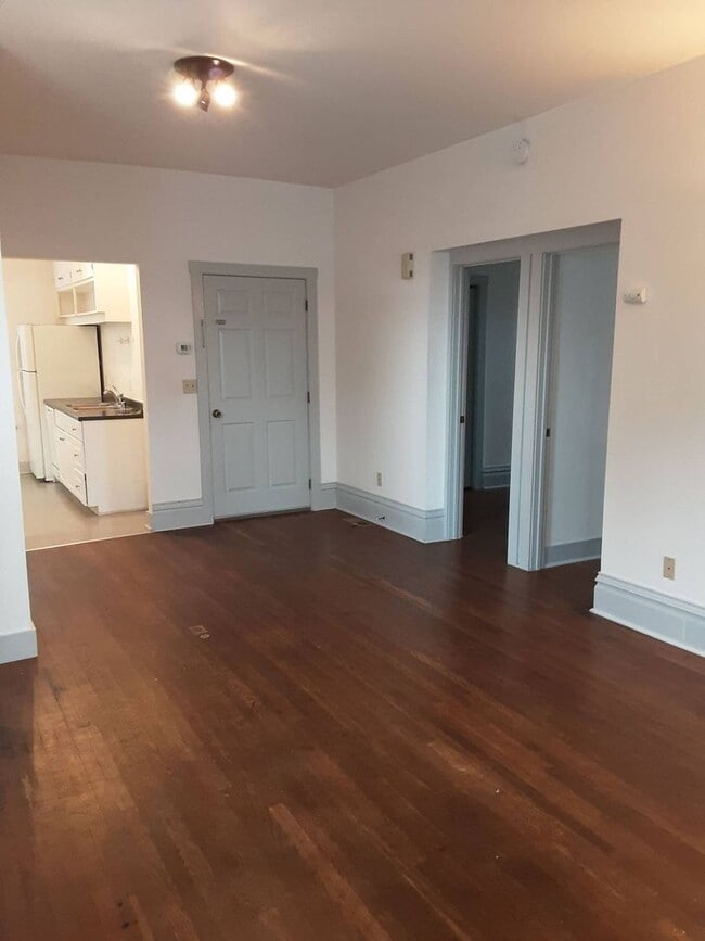 Photo - 511 E Chestnut St Unit 101