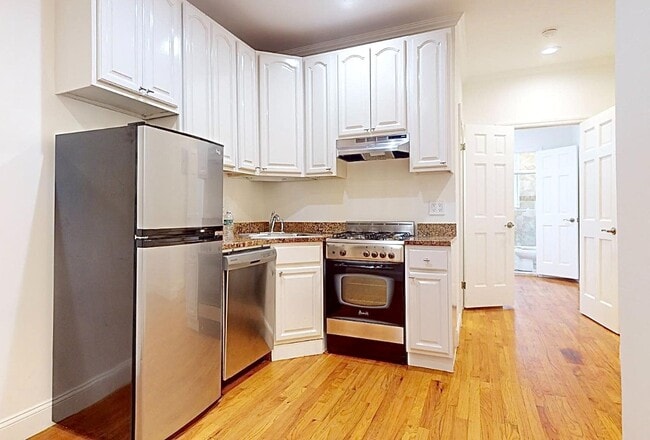 Photo - Bradhurst Avenue Unit 1N