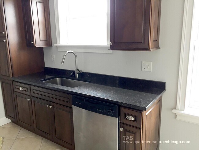 Photo - 4838 N Paulina St Unit 2W