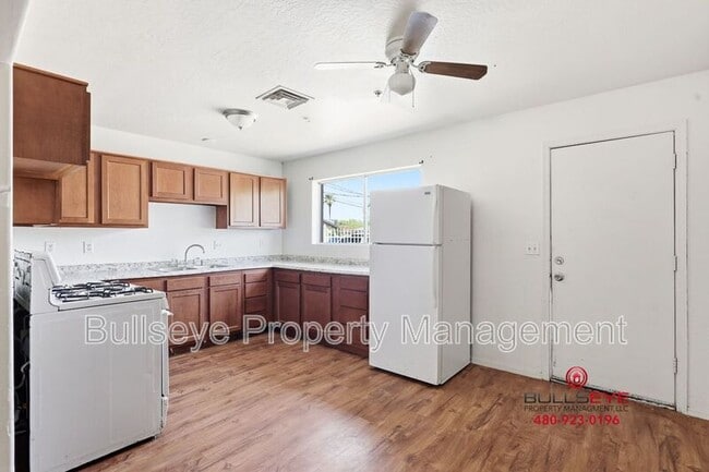 Photo - 5644 S 7th St
