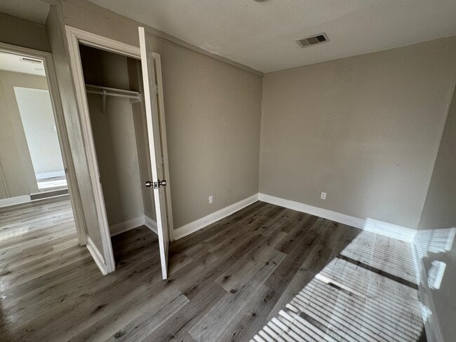 Building Photo - 6810 Bleker St Rental