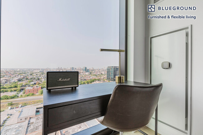 Photo - 225 N Elizabeth St Unidad FL21-ID1097