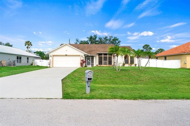Photo - 3561 SW Carmody St