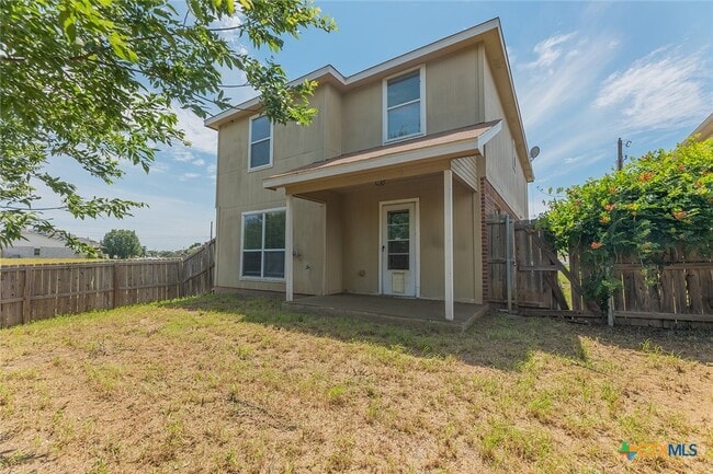Photo - 2406 Waterfall Dr