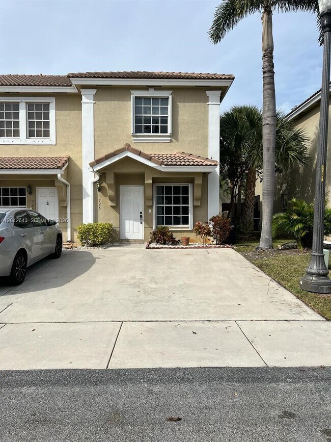 Photo - 726 SW 122nd Ave